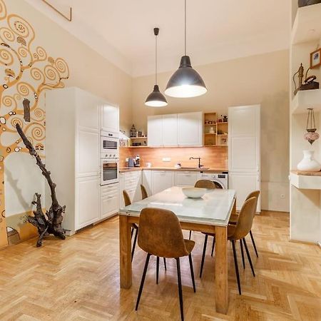 Bourgeois Boheme Apt. 88 M² City Center Budapest Exterior foto