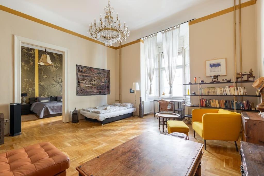 Bourgeois Boheme Apt. 88 M² City Center Budapest Exterior foto
