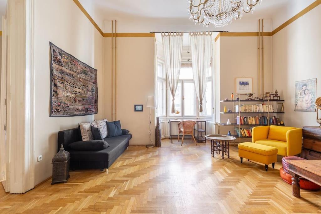 Bourgeois Boheme Apt. 88 M² City Center Budapest Exterior foto