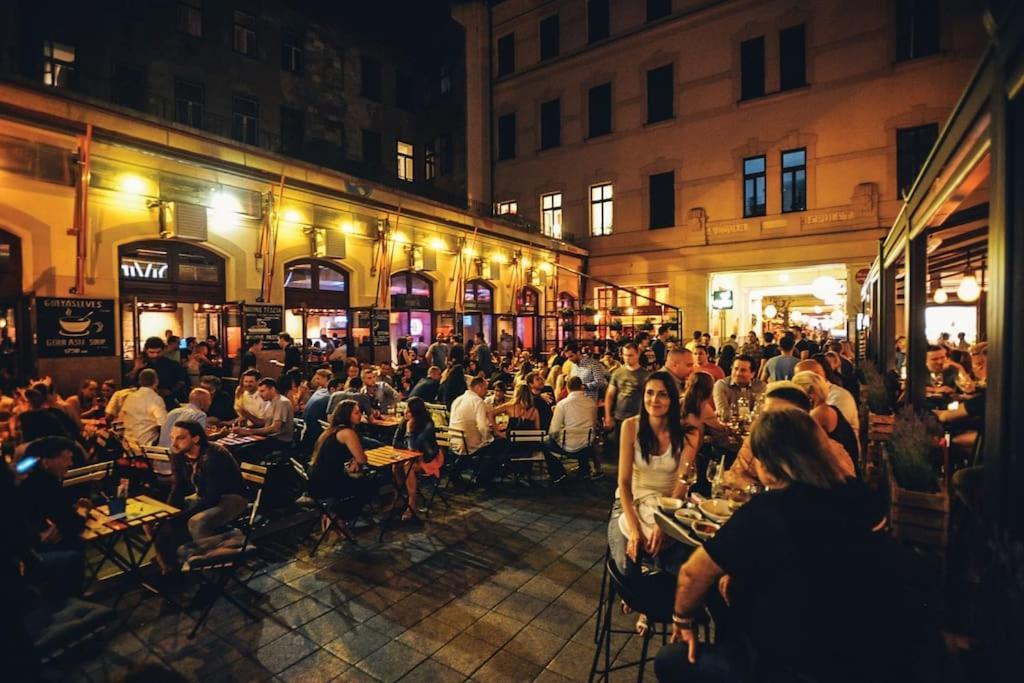 Bourgeois Boheme Apt. 88 M² City Center Budapest Exterior foto