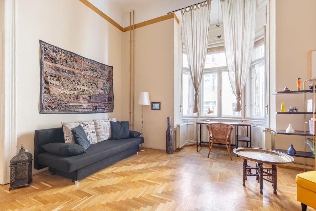 Bourgeois Boheme Apt. 88 M² City Center Budapest Exterior foto